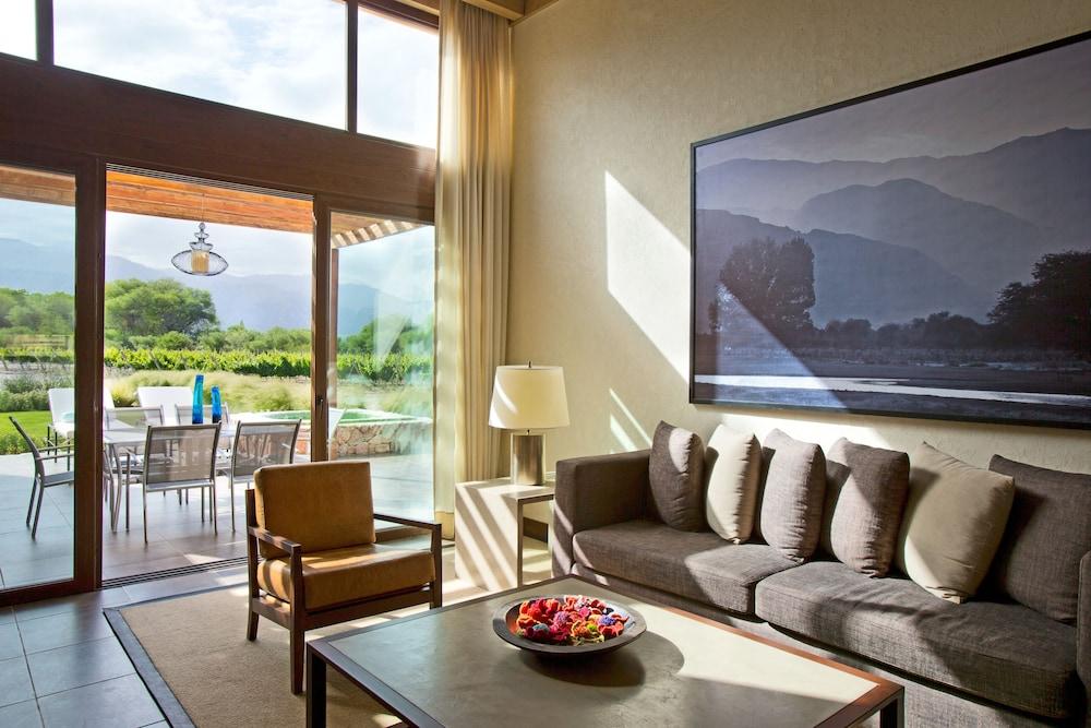 Grace Cafayate Hotell Eksteriør bilde Living room at the Hotel