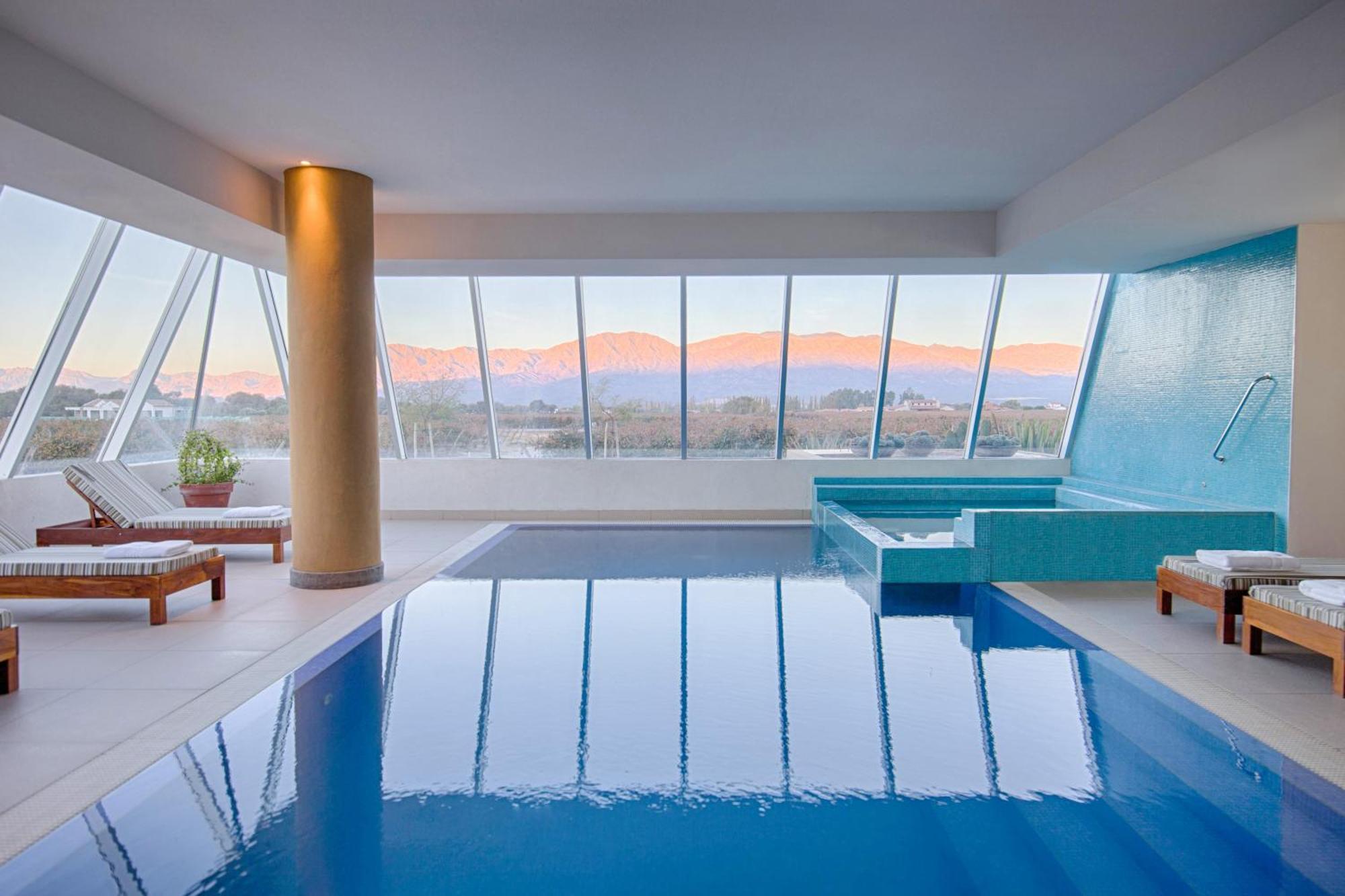 Grace Cafayate Hotell Eksteriør bilde The pool at the Westin